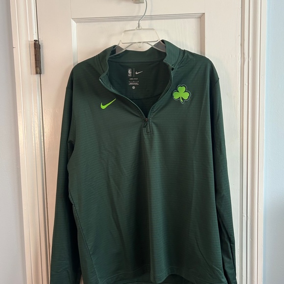 Nike Men's Boston Celtics Quarter Zip Pullover Pullover Green Large BRAND NEW - Picture 2 of 4